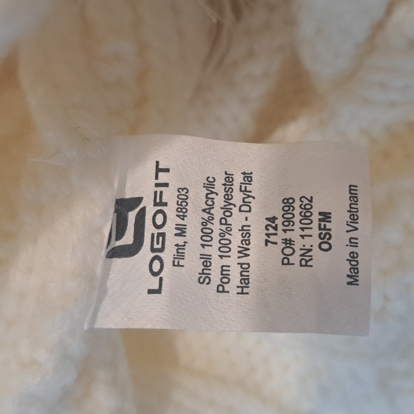 NWT IU BLOOMINGTON KNIT CAP - Picture 4 of 5